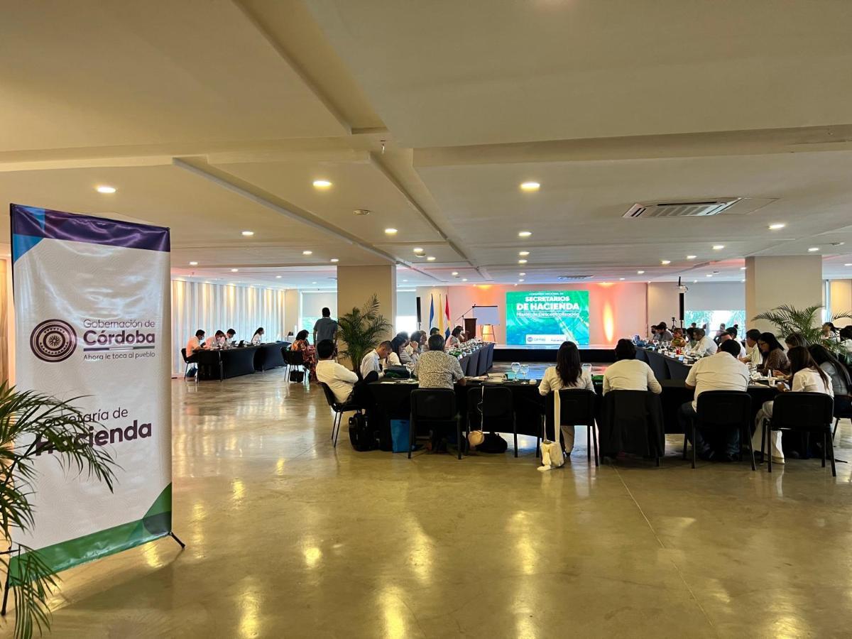 Hotel Sexta Avenida Inn Montería المظهر الخارجي الصورة